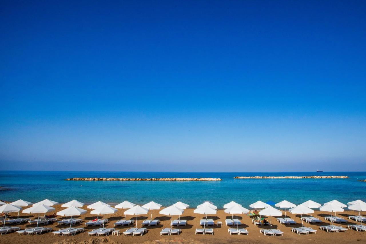 Ifestos Kings Resort Appartment Paphos Bagian luar foto